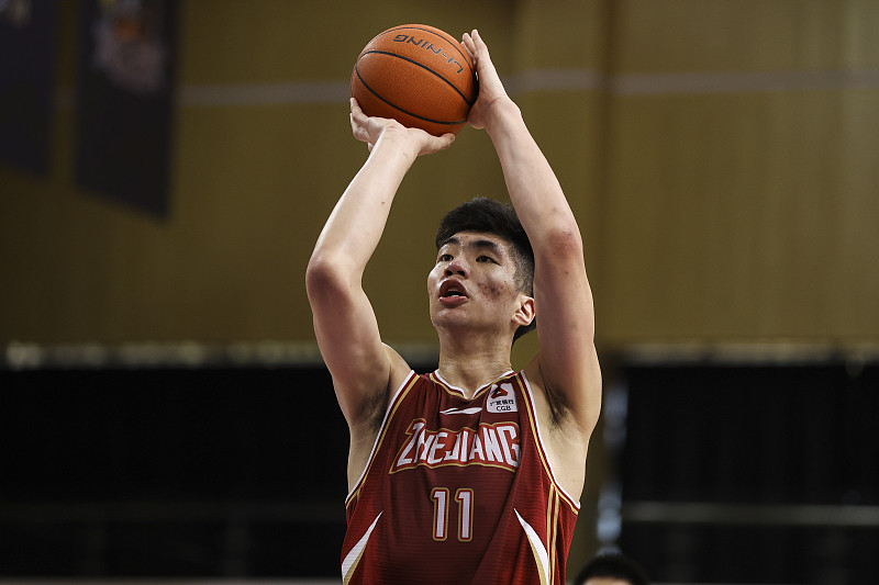 AYX官方直播-包含上海男篮闪光表现，逆转取得胜利的词条