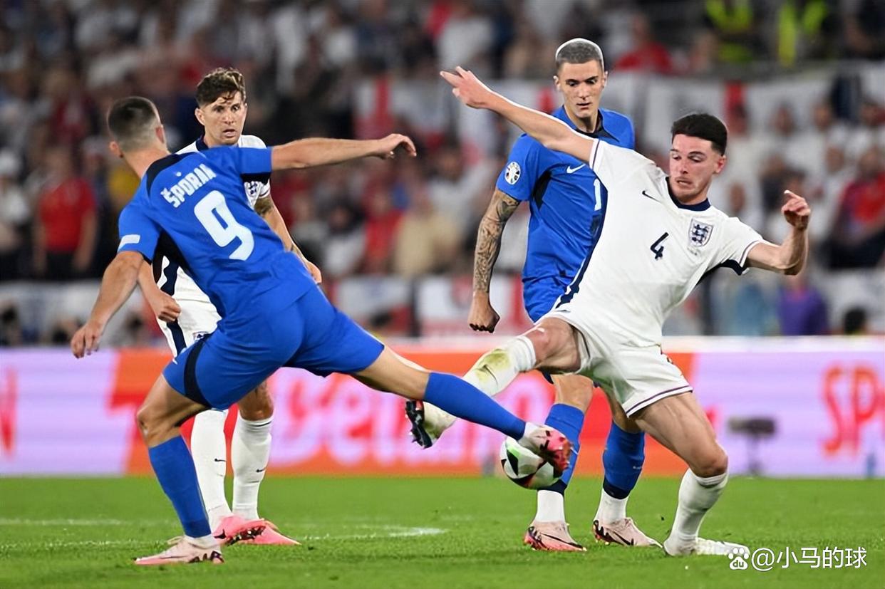 包含英格兰绝杀摩洛哥，阿尔巴统治全场的词条