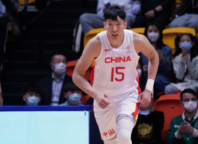 吉林队完胜猛龙,周琦扛起全队 吉林队完胜猛龙,周琦扛起全队