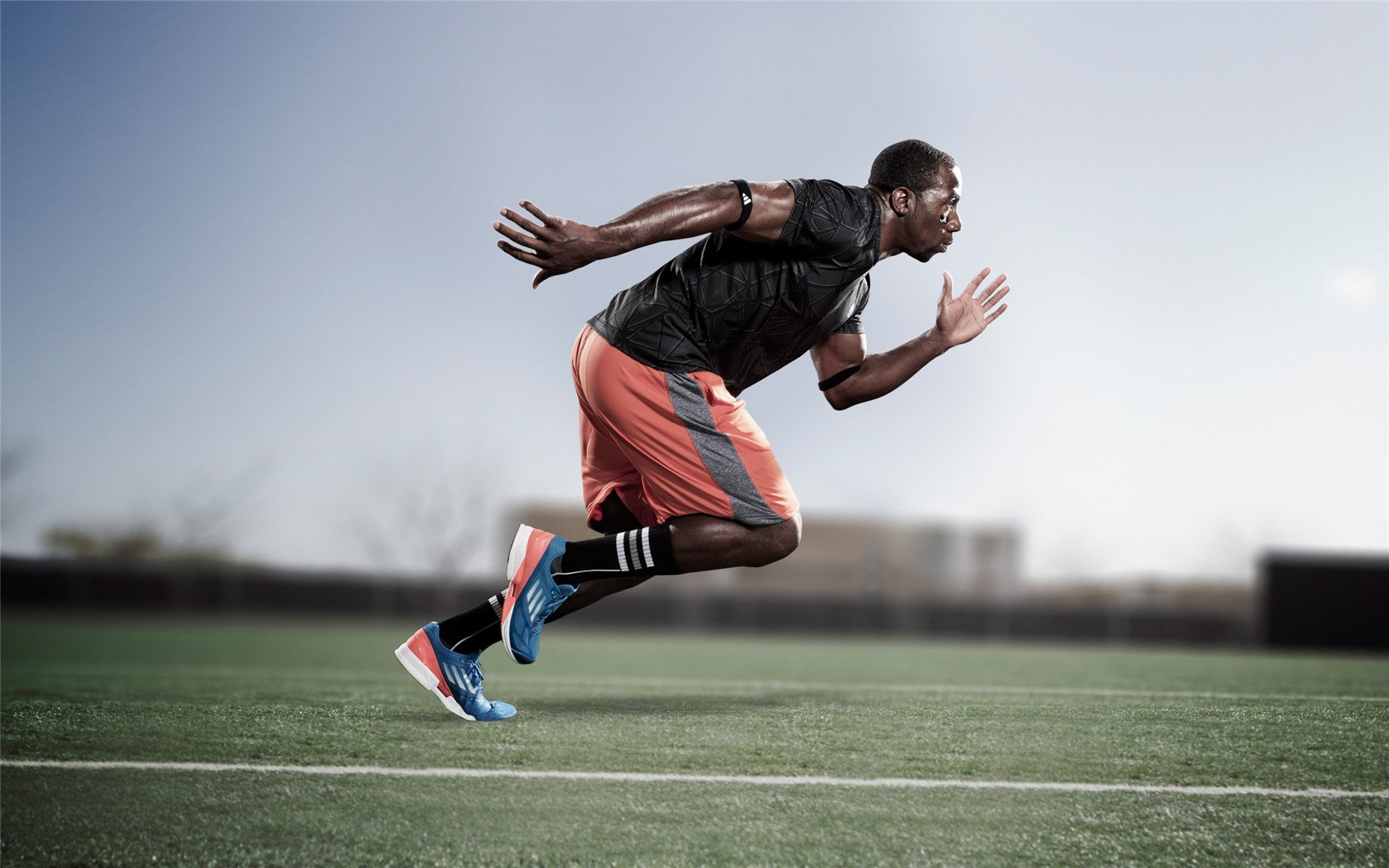 赛道与球场，班凯罗关键节点连续得分背后的胜利哲学