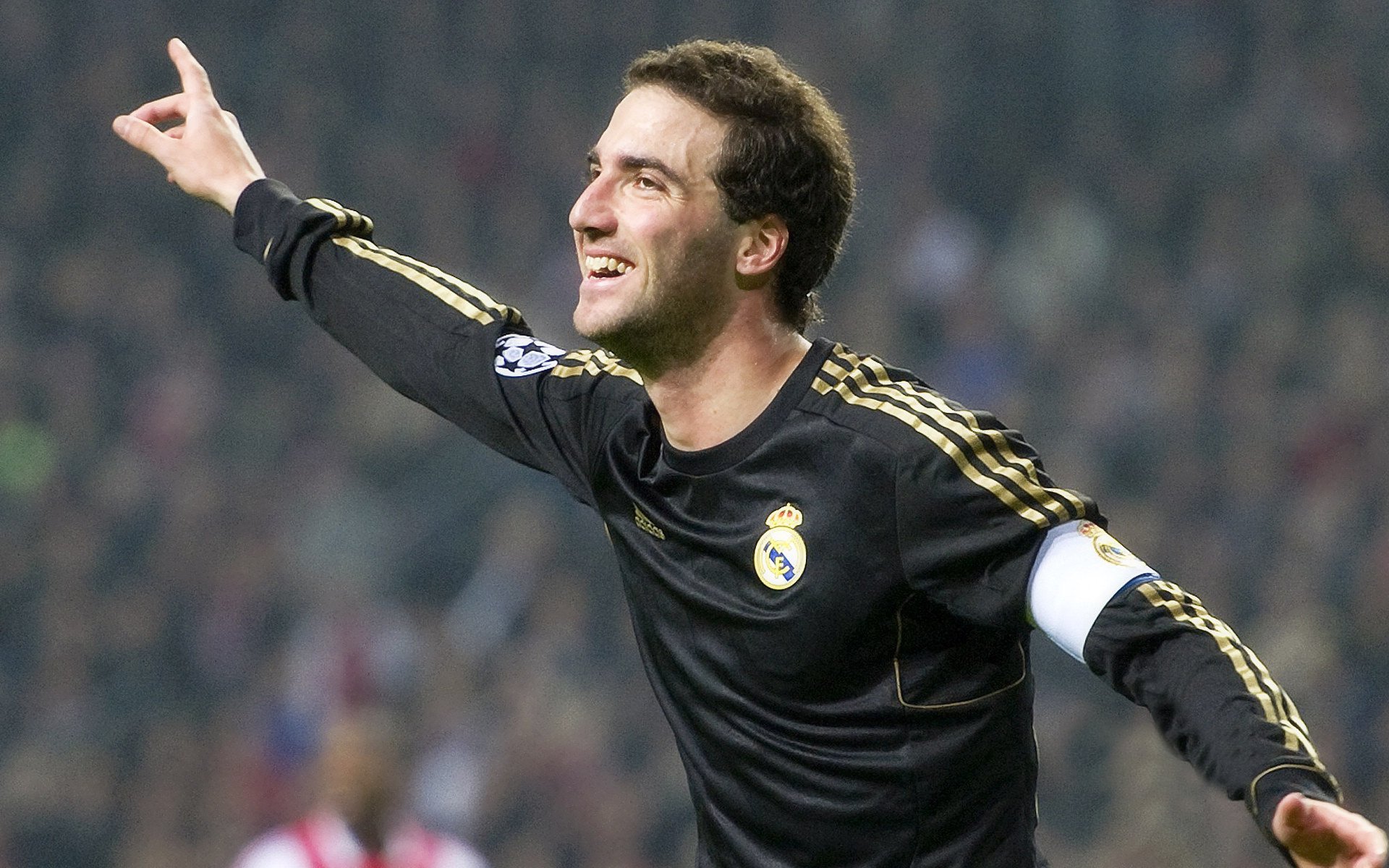 北非雄鹰展翅突尼斯完胜几内亚,与此同时姆巴佩在意甲焦点战接管比赛