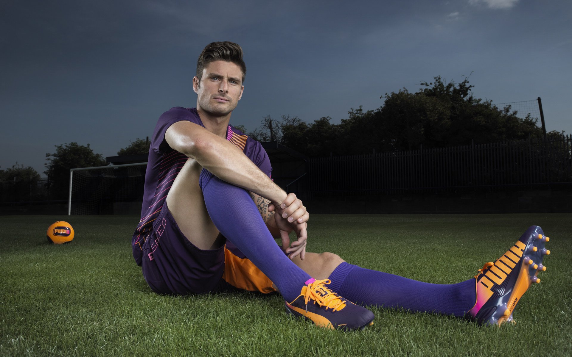 爱游戏体育官网-马克西独舞达拉斯之夜，独行侠铁蹄踏碎步行者防线